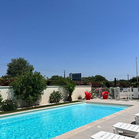 Brit Hotel Salon De Provence المظهر الخارجي الصورة