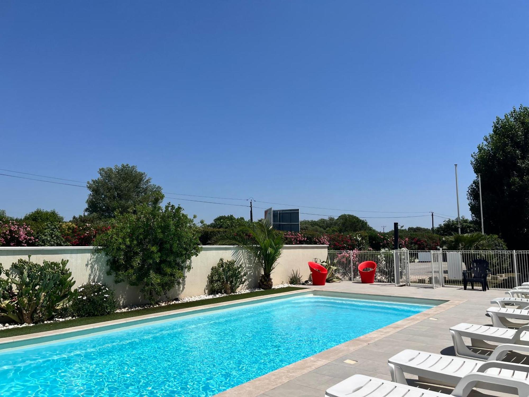 Brit Hotel Salon De Provence المظهر الخارجي الصورة